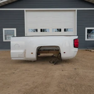 18-19 CHEVY DUALLY BED